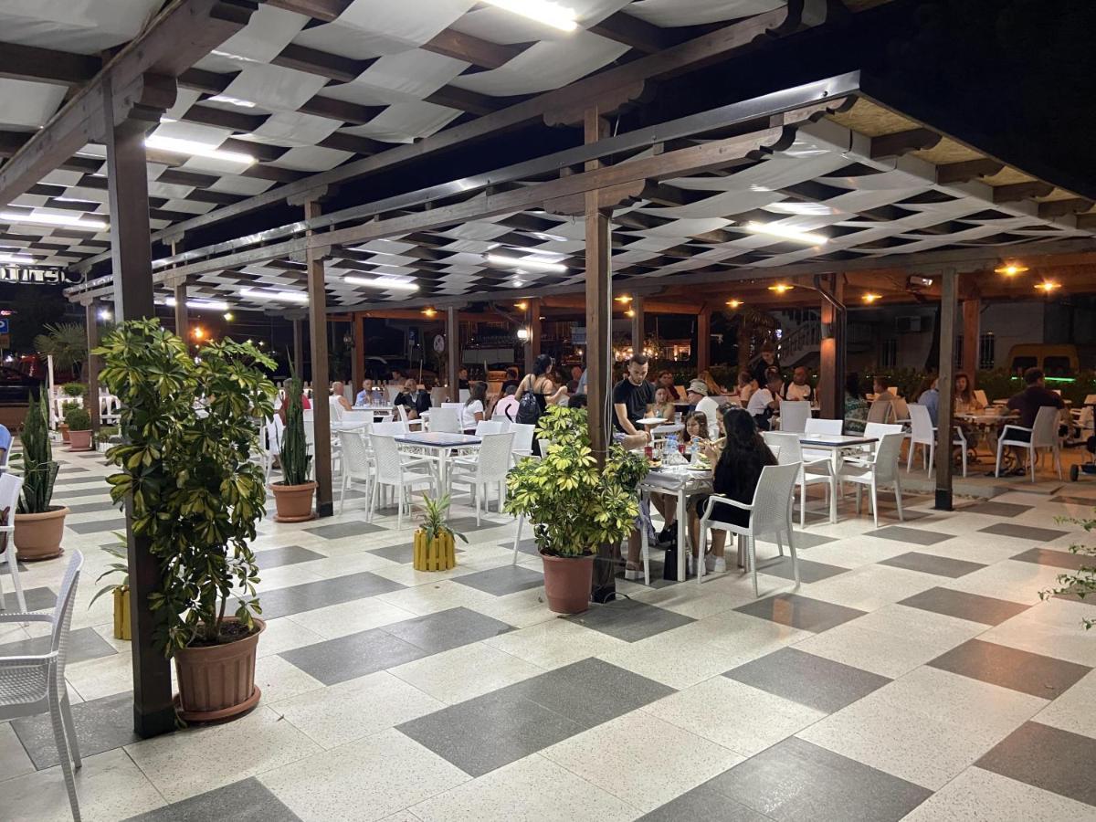 Center Park Hotel Velipoja Kültér fotó