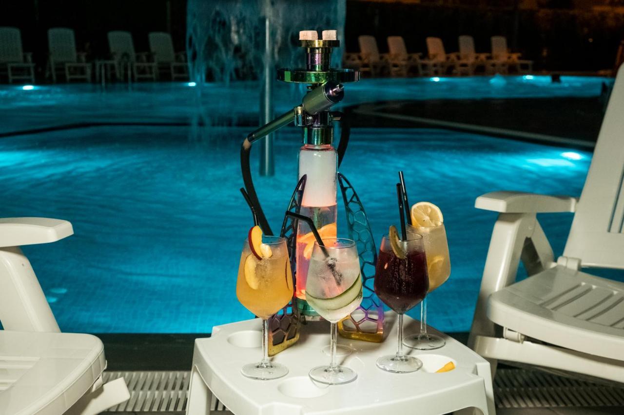 Center Park Hotel Velipoja Kültér fotó