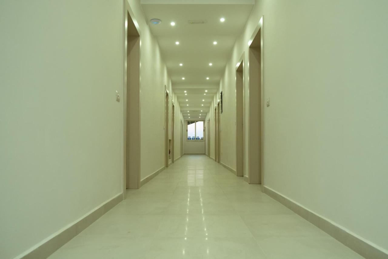Center Park Hotel Velipoja Kültér fotó