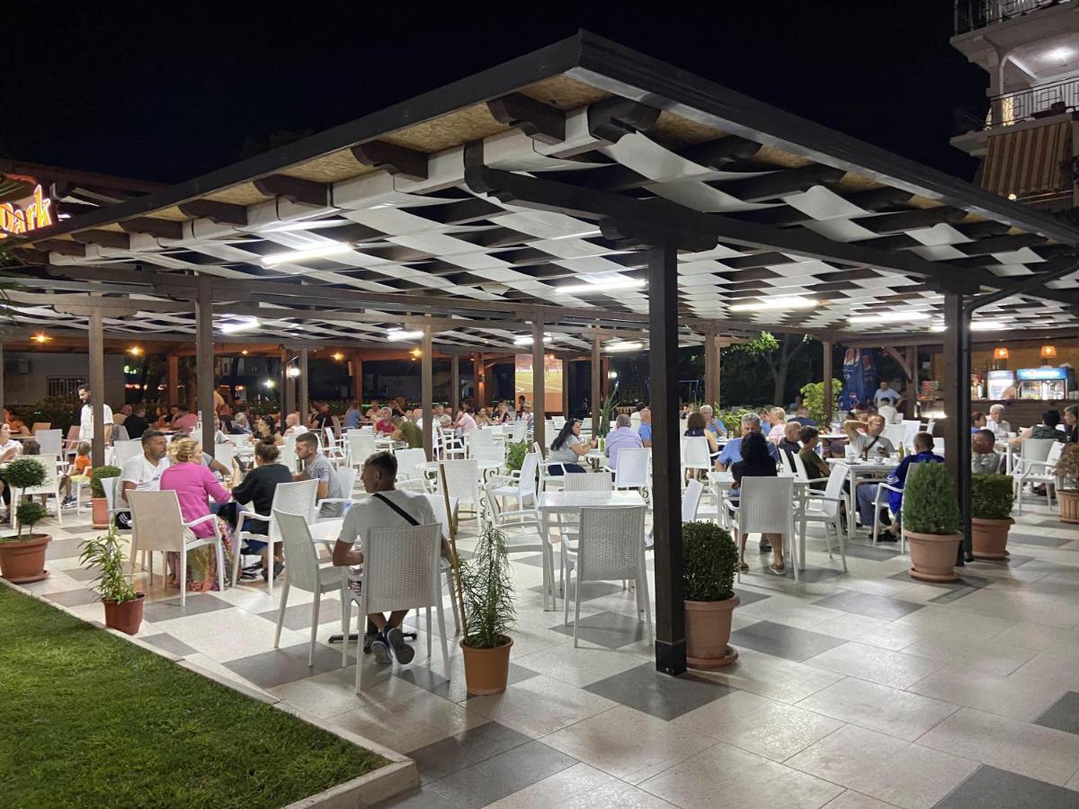 Center Park Hotel Velipoja Kültér fotó