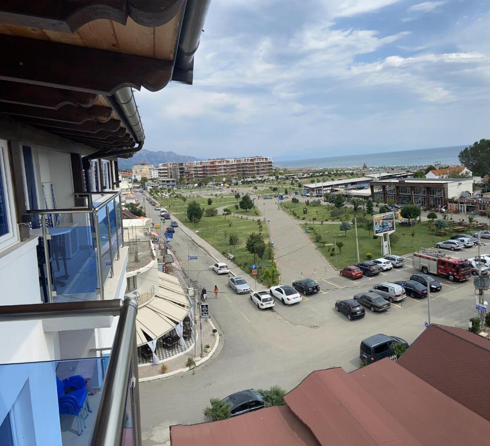 Center Park Hotel Velipoja Kültér fotó